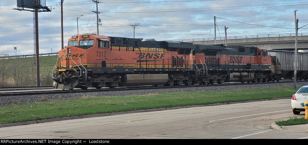 BNSF 7312 BNSF 1051